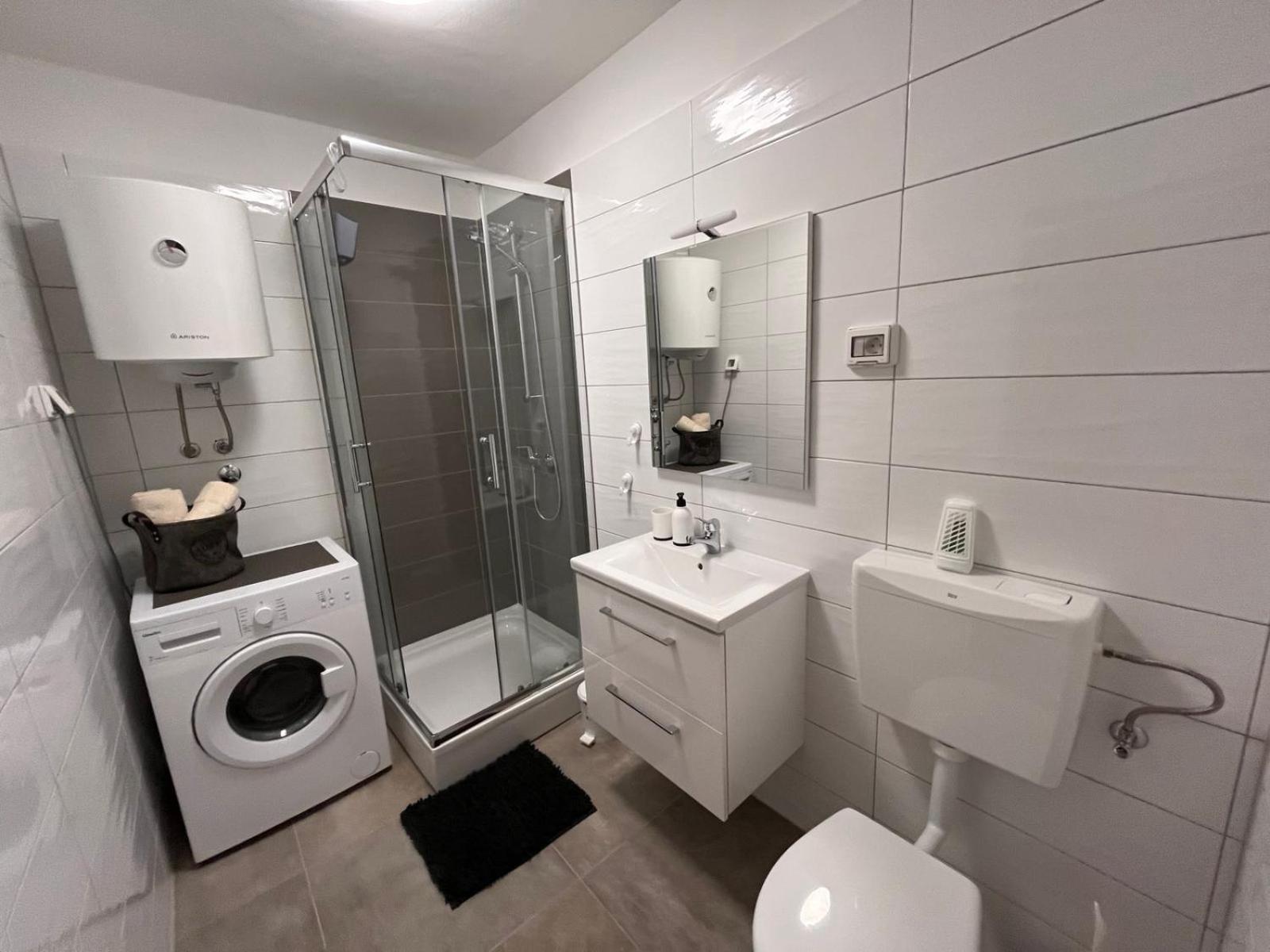 Apartments Mirijana Pula Eksteriør billede